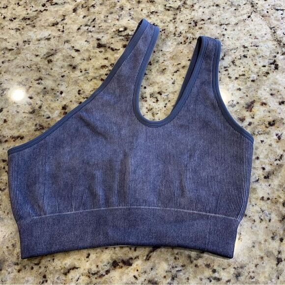 FABLETICS Christa Asymmetrical Low-Impact Sports Bra Size Small - Picture 3 of 10